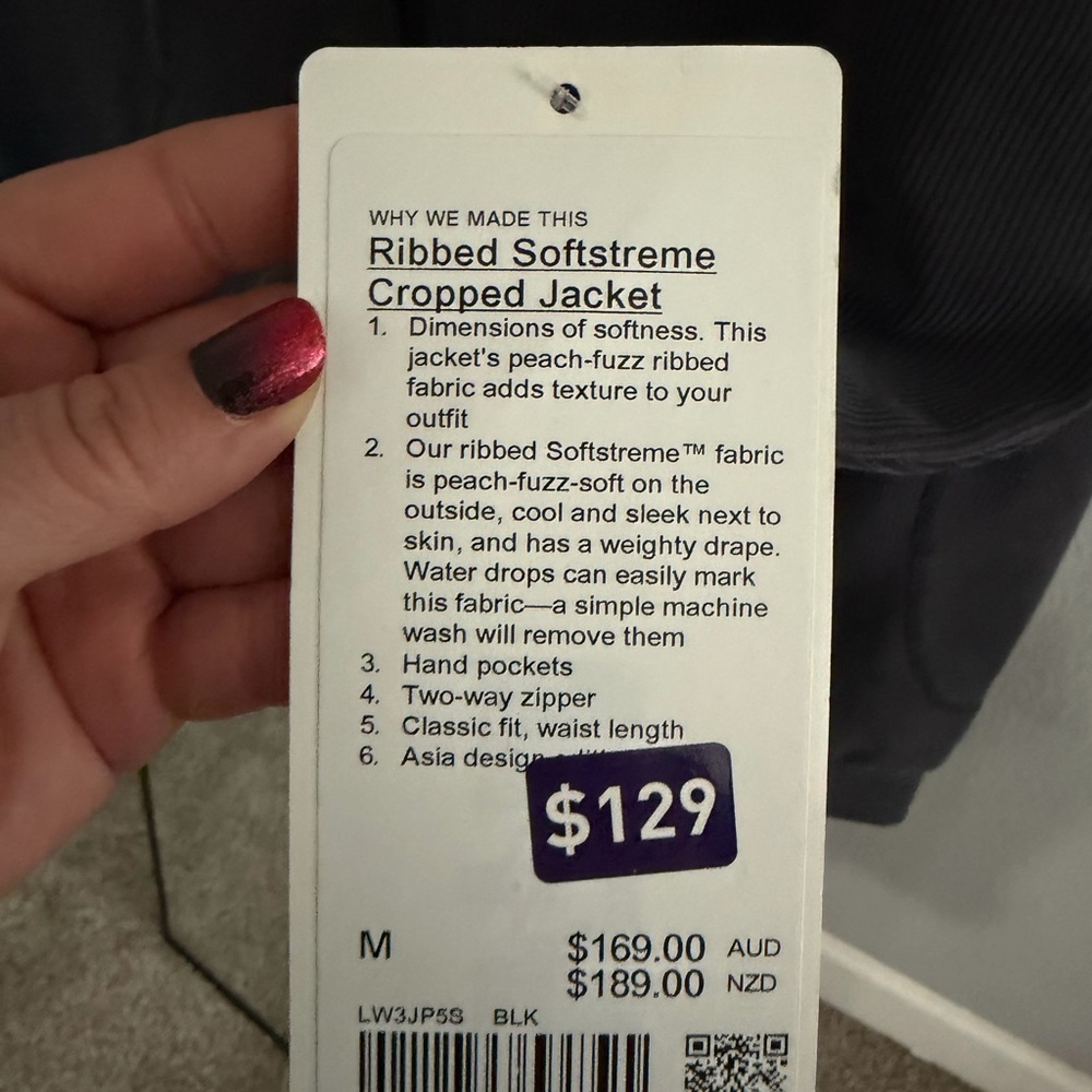 Lululemon Ribbed Softstreme
Cropped Jacket - Picture 2 of 5